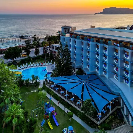 Grand Kaptan Semesteranläggning (resort)